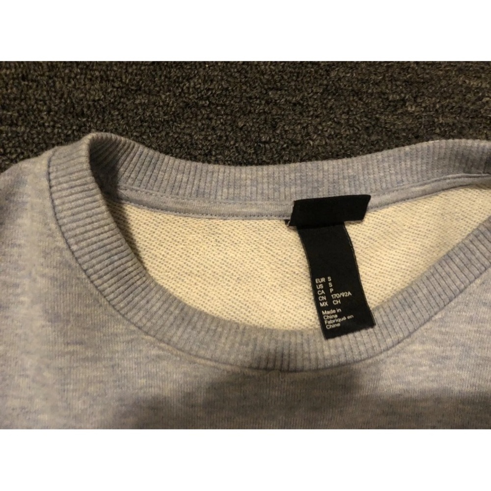 H&M sweater small - Picture 3 of 3